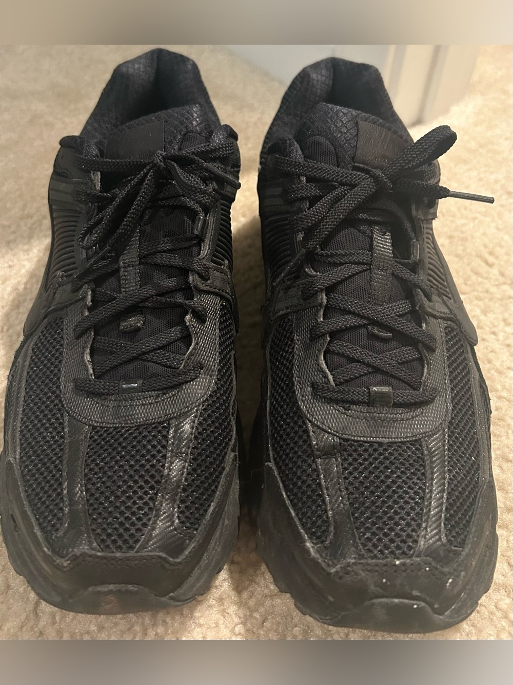 Nike Vomero 5 Triple Black 2023 Men’s tennis shoes 11.5 Authentic